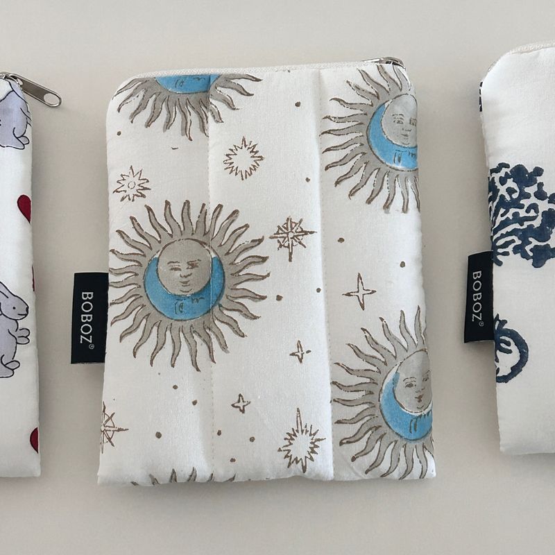 block pouch