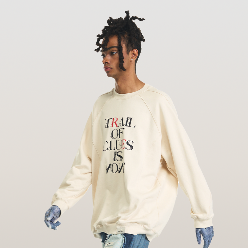 RELABEL（リレーベル）の「2510SWEAT_RELABEL 23AW Stand-up Deconstructed Themed Slogan Print Jumper（Tops）」