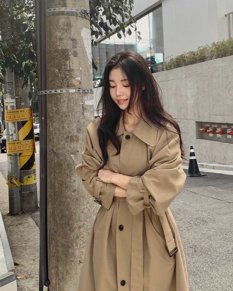 Iya Overfit Trench Coat