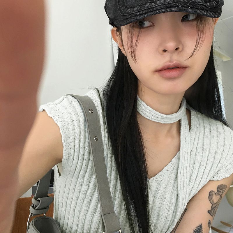 WONDER WONDER(ワンダーワンダー)の「Beson halter ribbed V-neck knit tank top sleeveless(Tops)」