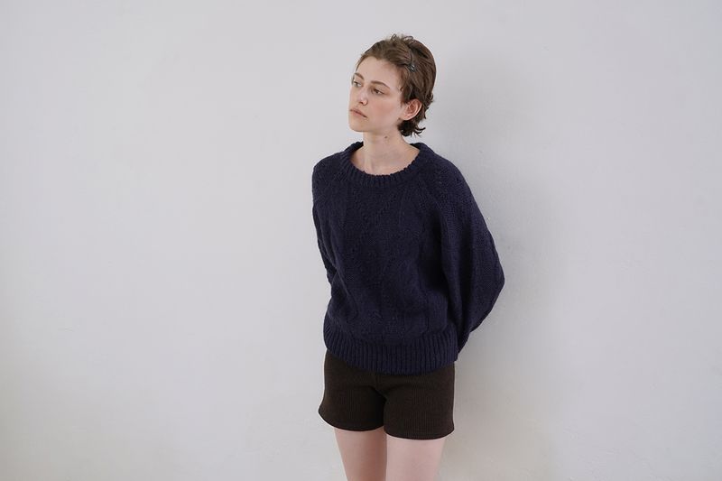 Cozy cable knit_navy