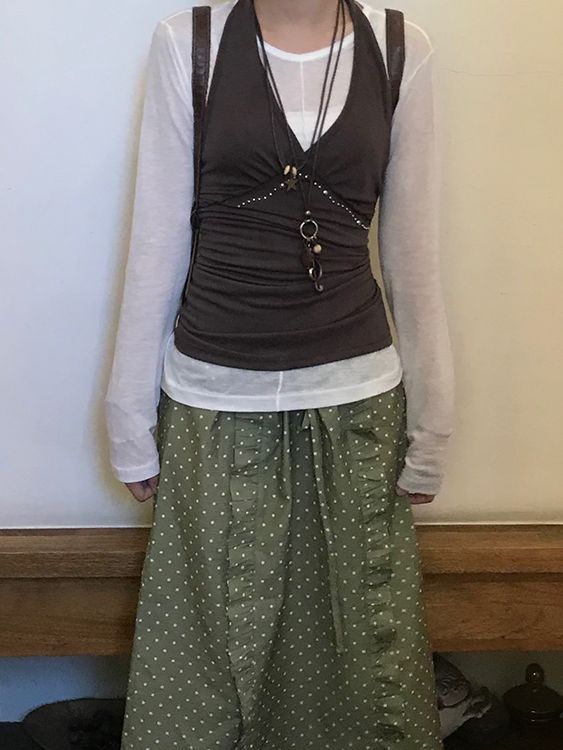 lus halterneck sleeve
