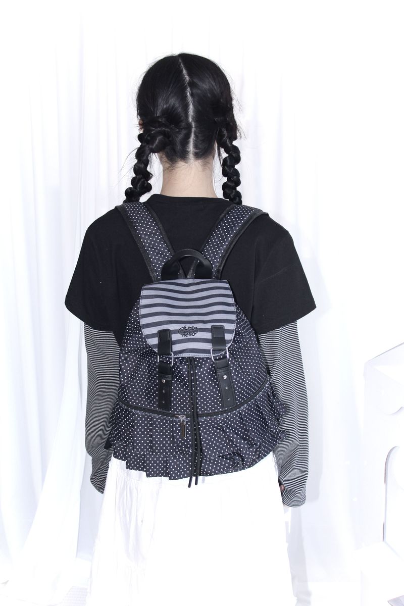 aoyu（アオユ）の「ドットフリルバックパックストライプデイリーボブサンバッグ（バッグ）」