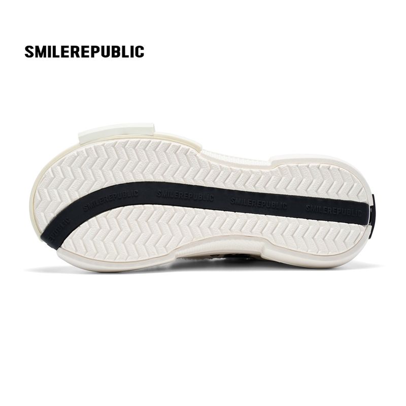 White Black Dalmatian Print Frayed Low Top Platform Sneakers, Unisex Shoes