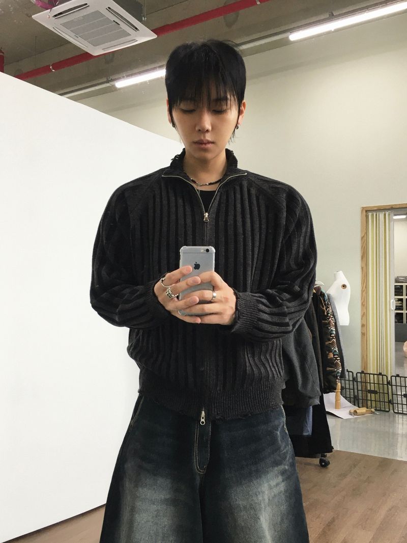 DL Ribbed Knit Zip-Up 3C