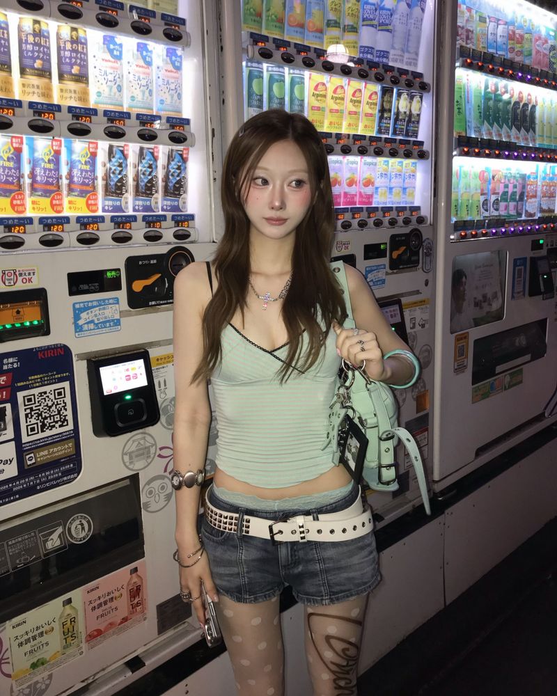 Lowrise line short denim pants
