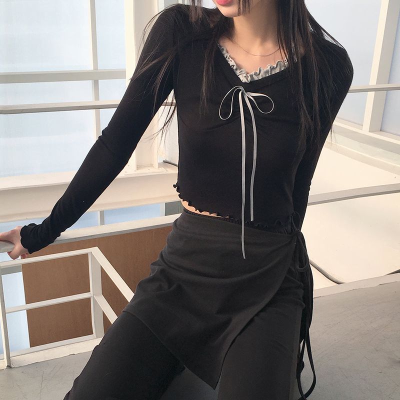 チリングバレエコアシャーリングリボンウェービー長袖Tシャツ