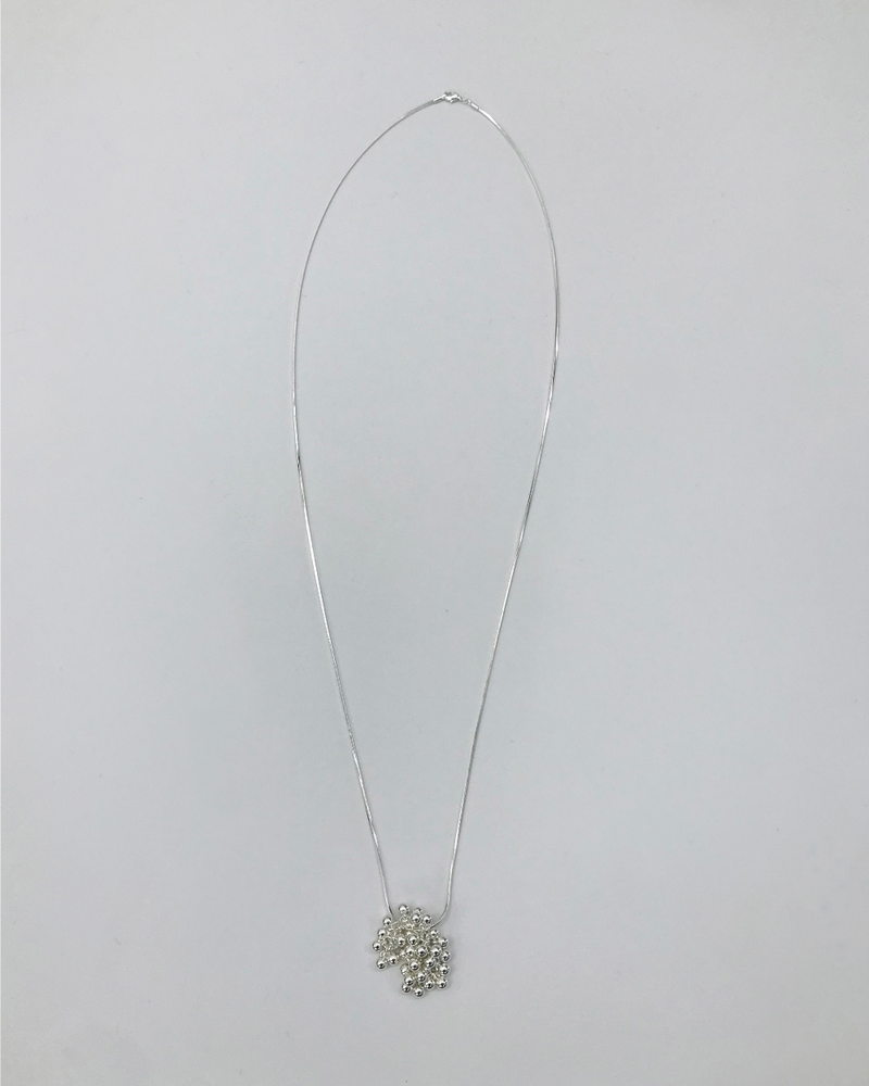 Cluster Necklace (1color)