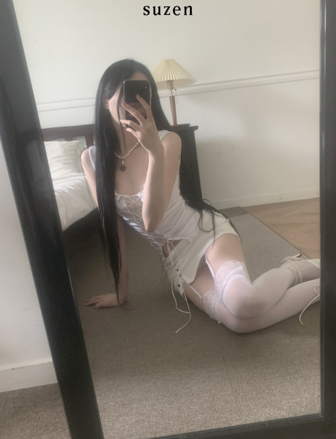 Erdam Lace Corset Top (White)