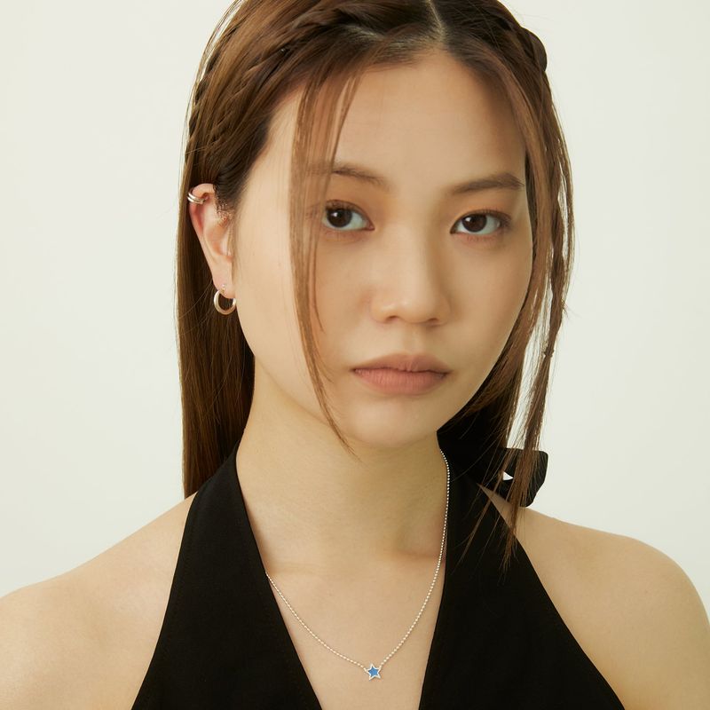 one-colored 90's star necklace