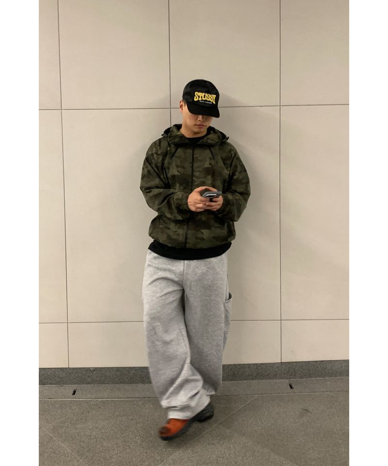 Pocket Curved Sweatpants