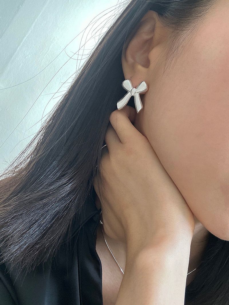925silver] Stripe big ribbon earring
