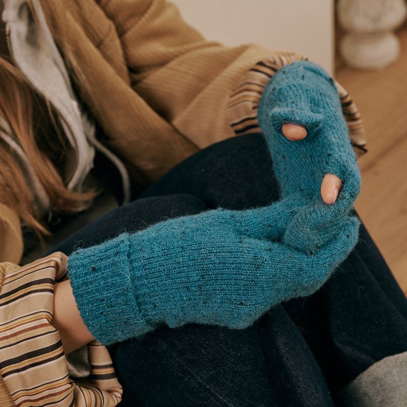 ALLINCOMPLETE（オールインコンプリート）の「Dot Mitten Gloves (Blue Green)（Fashion Accessories）」