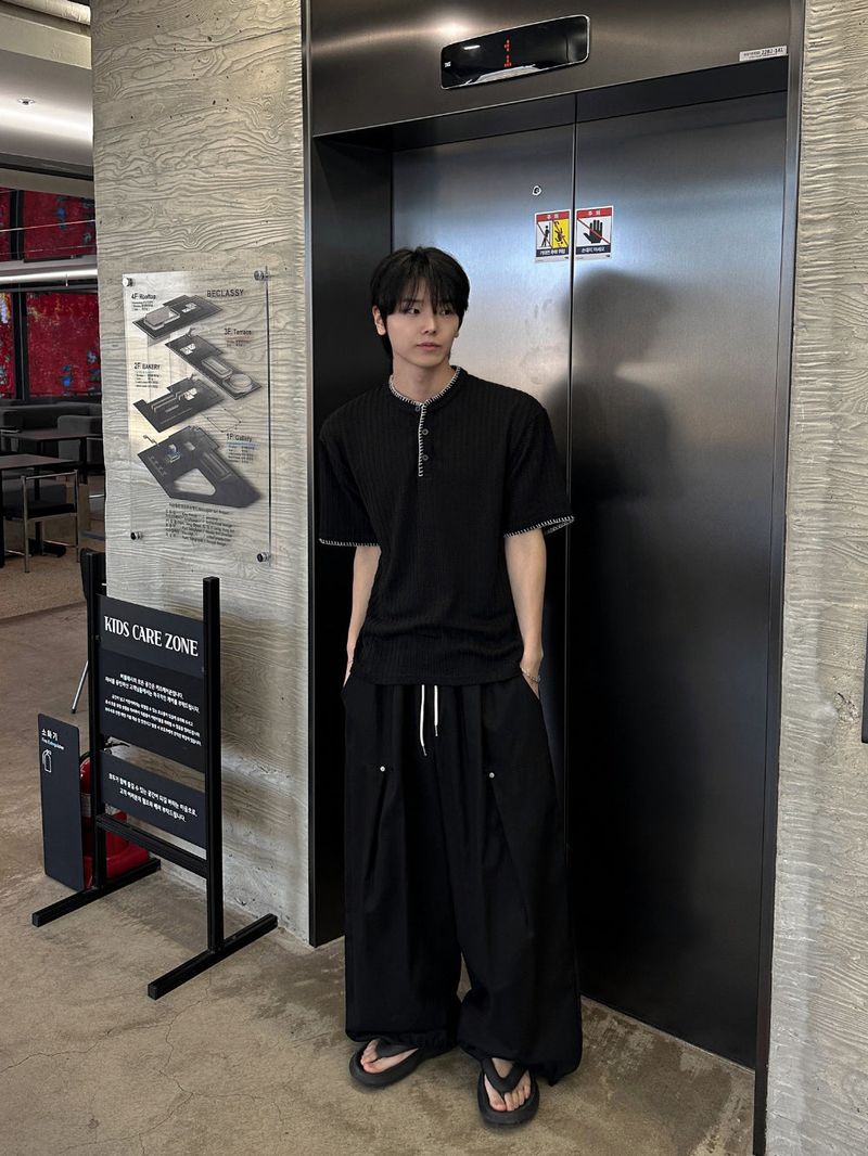 Rin Work Rivet Pintuck Balloon Pants