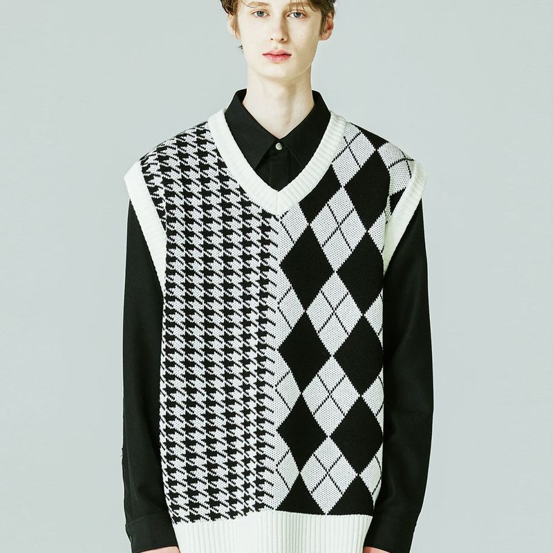 S SY（エスエスワイ）の「ARGYLE & HOUND CHECK KNIT VEST（Tops）」