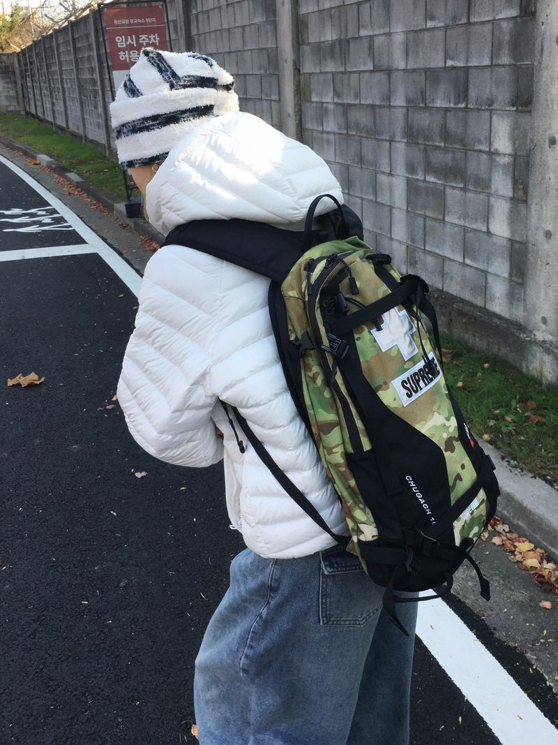 Detachable hood, two-way lightweight padding (4c)