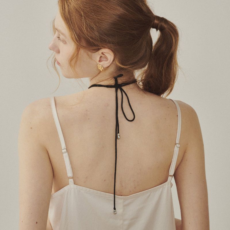 Signature Rose Choker