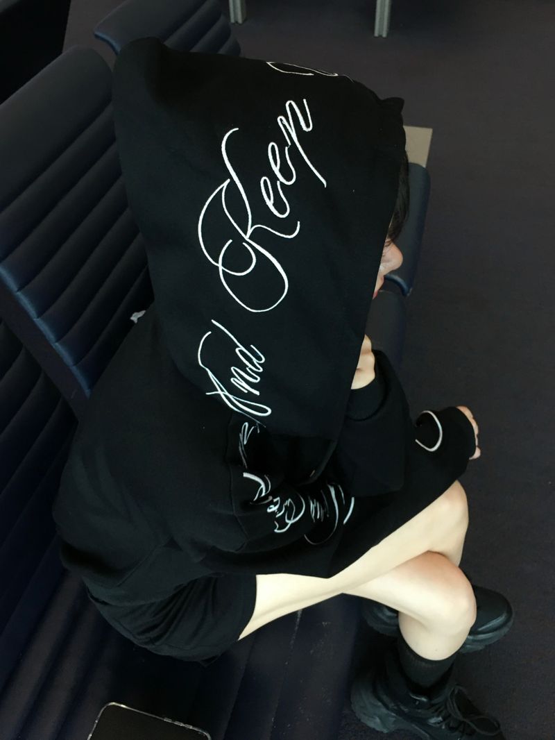 [SET] Script Lettering Hoodie Zip-up and Short Pants (3c)