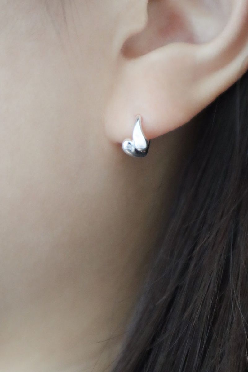 Water drop one-touch earring • 925silver