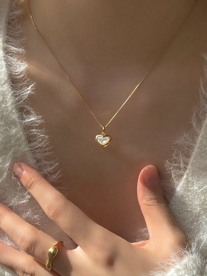 mattoi（マットゥア）の「ラブホリックネックレス (シルバー)（アクセサリー）」