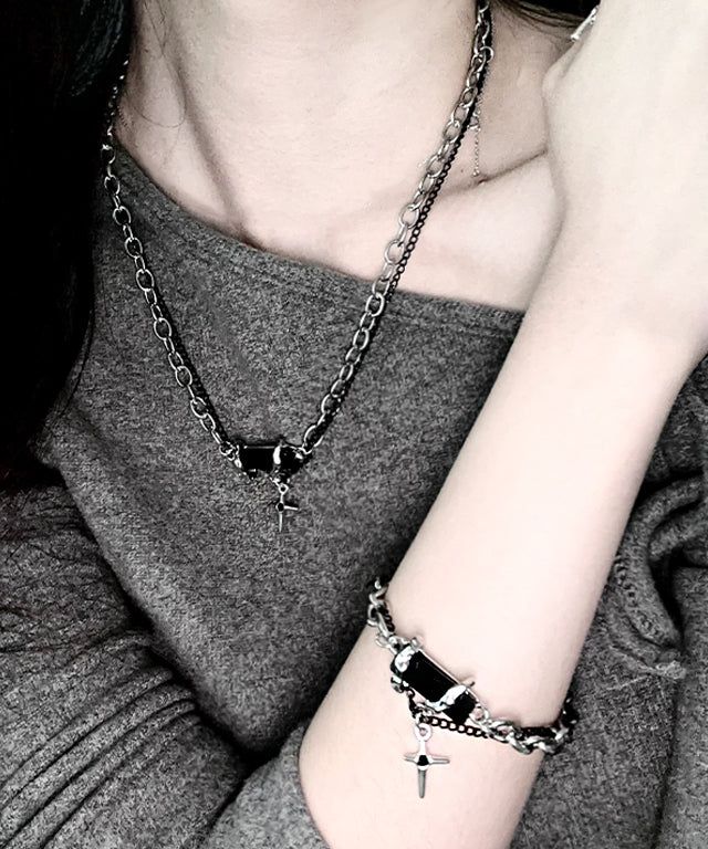 Black Mood Square Bracelet