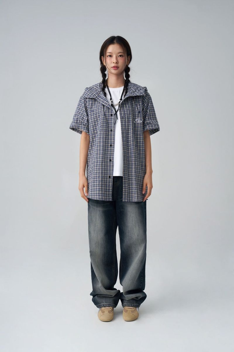 BACK BUTTON WIDE DENIM PANTS