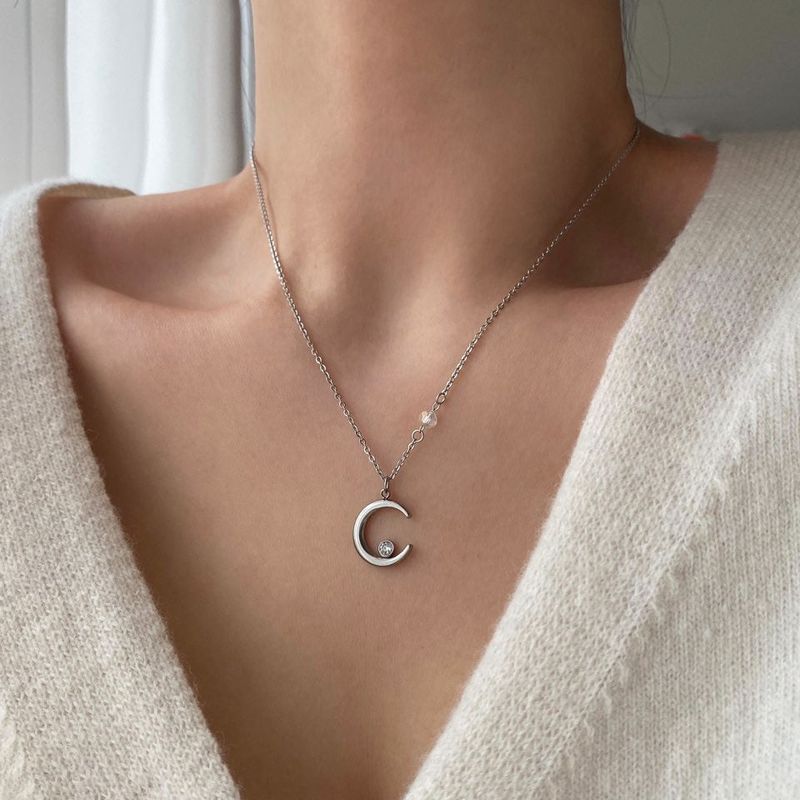 do Moon Innocent Beads Daily Necklace