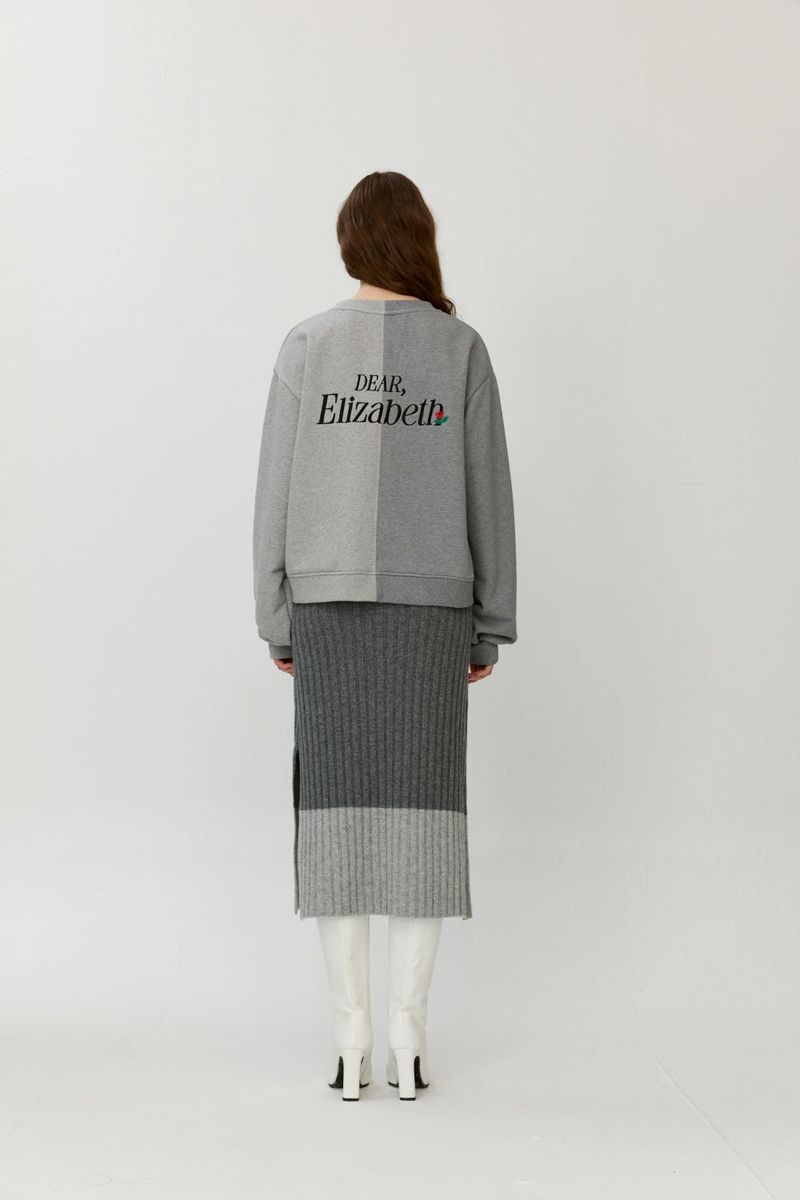 Elizabeth sweatshirt