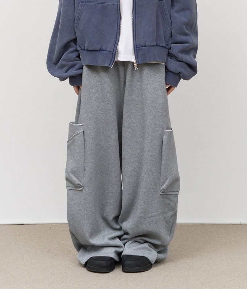 HIFIFNK(ハイファイファンク)の「Mid Cargo Wide Sweatpants(Pants)」