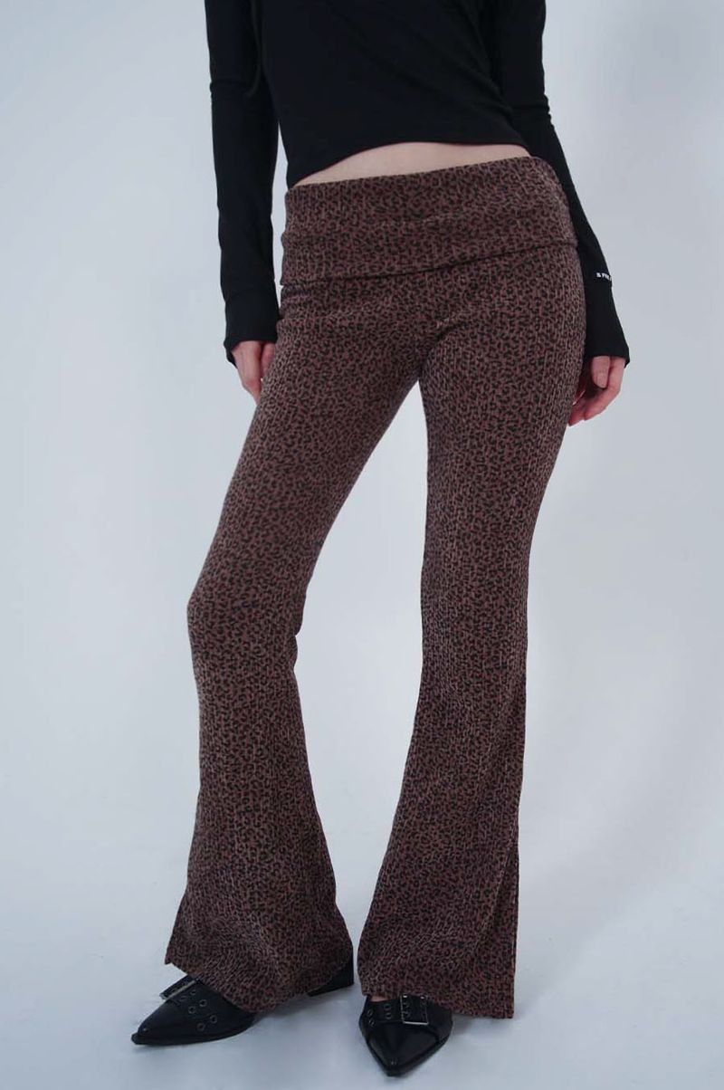 BFEEP(ビーピーピ)の「LEPPARD LOW-RISE SLIT PANTS_BROWN(Pants)」