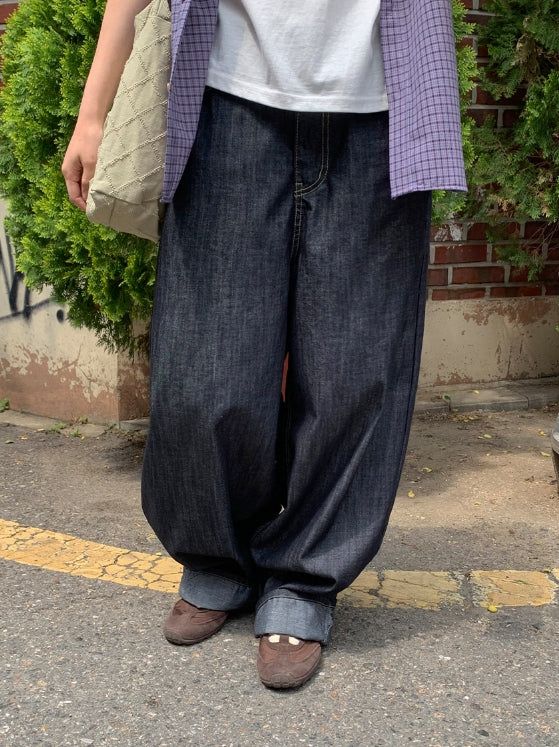 BAON（バオン）の「Silin Cut Balloon Wide Denim Pants（Pants）」