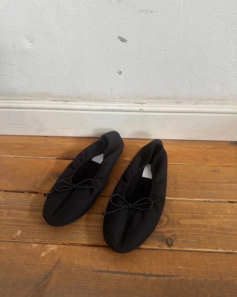 ribbon ballet flat