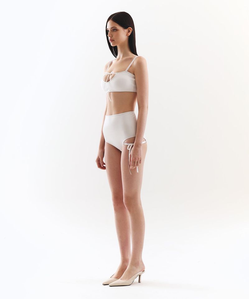 One-side Ribbon High-Bikini Panties (White)