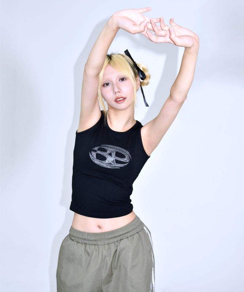METAL LOGO TANK TOP BLACK