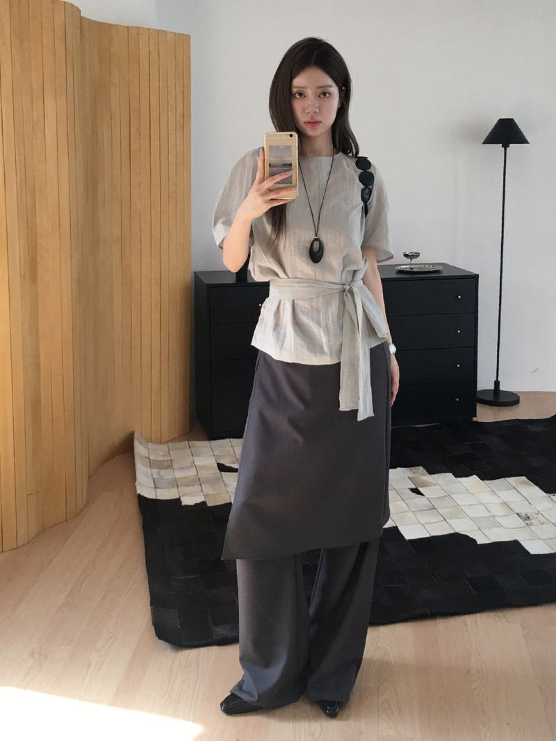 Current loose tie blouse