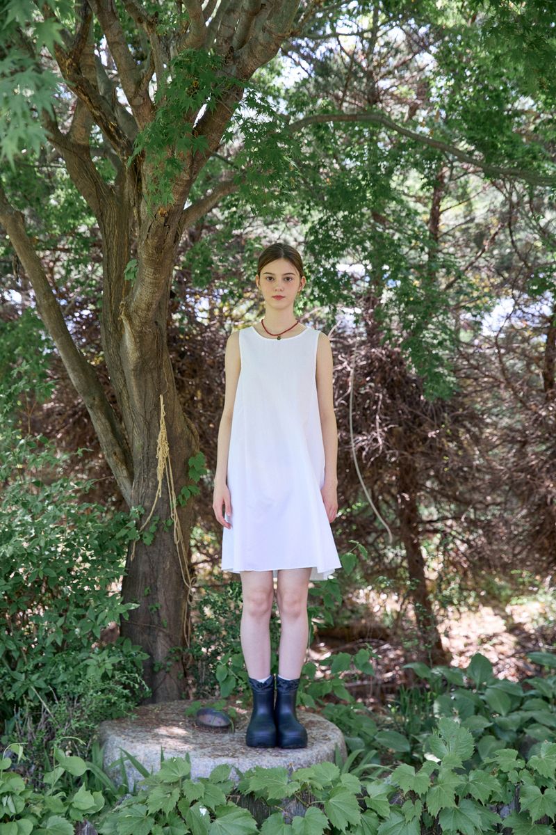 BACK RIBBON DRESS (2 COLORS)