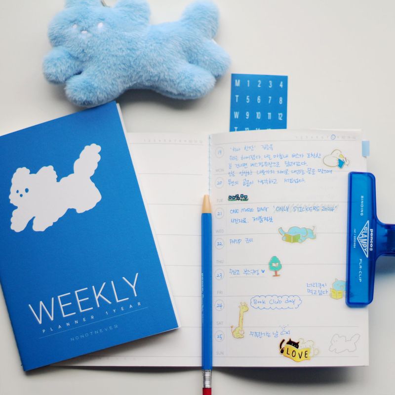 note Dog Weekly Planner