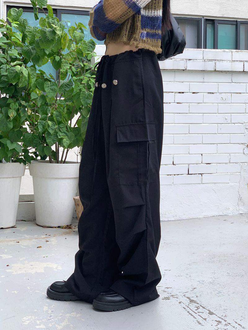 Minut Two-Way Button Strap Long Wide Slacks