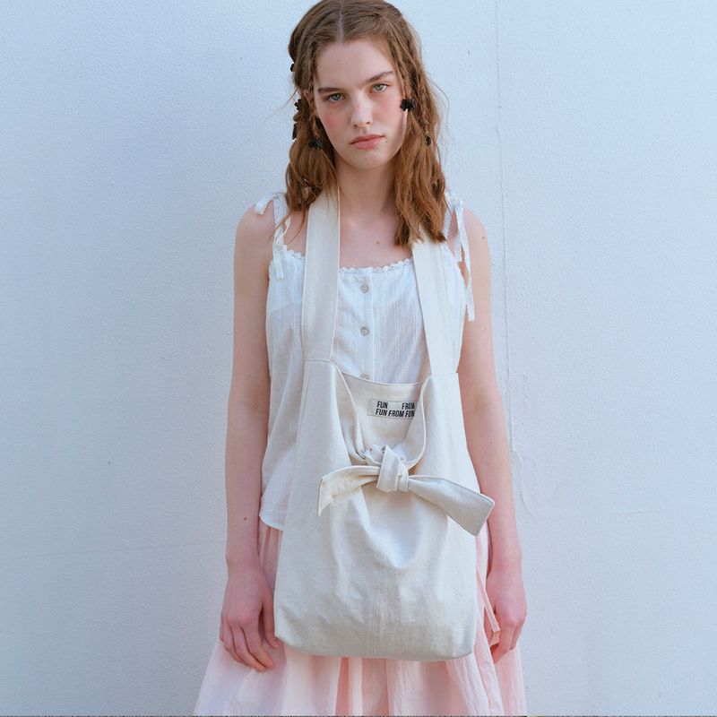 FUN FROM FUN（ファンフロムファン）の「 RIBBON POINTED ECO BAG, CREAM（Bags）」