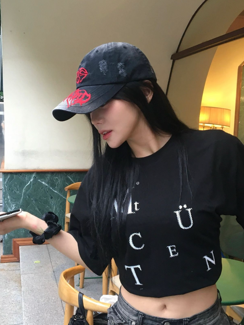 MUCENT(ムセント)の「PUZZLE HALF T (2color)(Tops)」