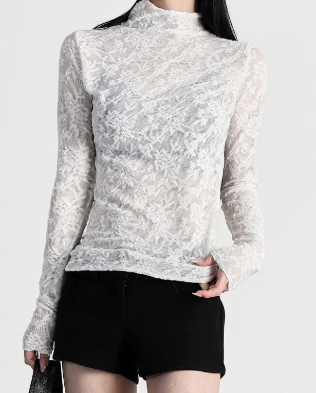 EEUN（イウン）の「Heb lace turtleneck sleeves（Tops）」