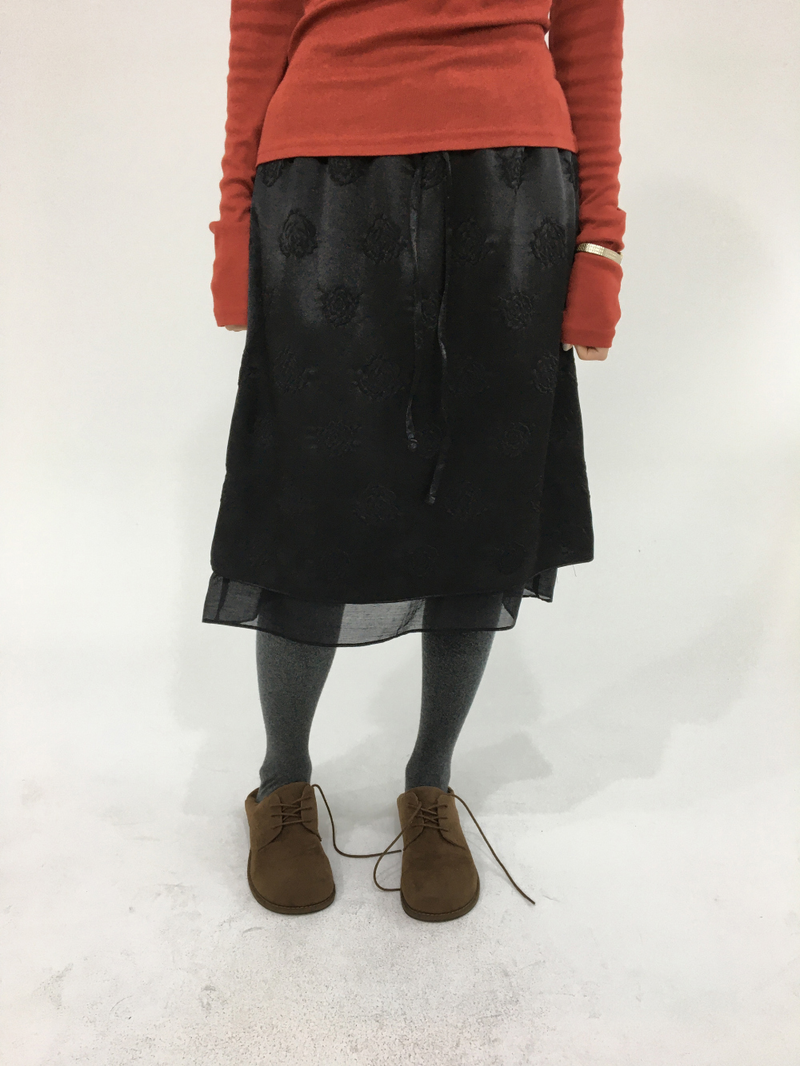 Reverse Rose Skirt (2color)