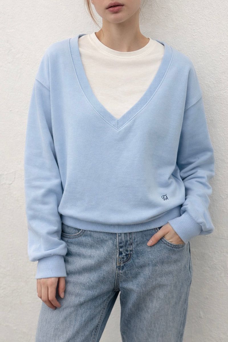 [MADE] TA DEEP V-NECK SWEATSHIRT