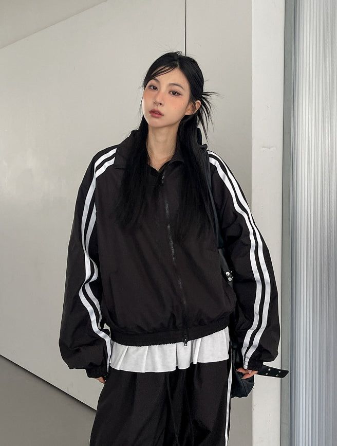 Tudi Diagonal Track Nylon Wind Jumper
