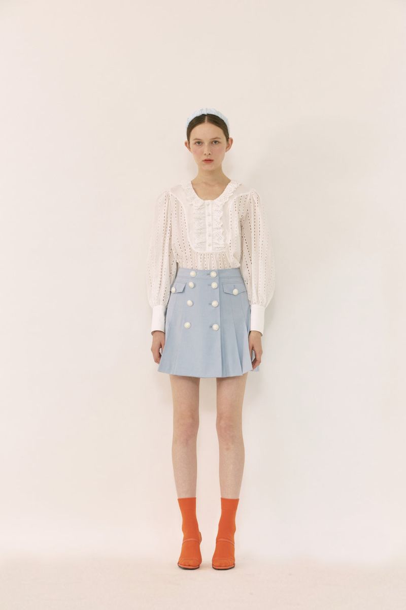 Embroidery blouse