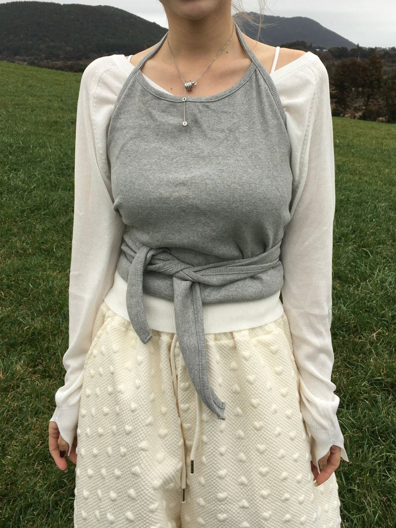 All-Day V-Neck Sleeveless Team Knit (6c)