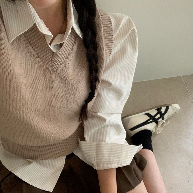[Bellide made] Old money V-neck knit vest