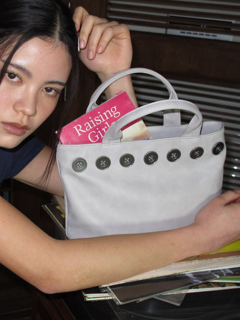 FILLINTHEBLANK（フィルインザブランク）の「Sunday Tote Bag (button wide)(grey)（Bags）」