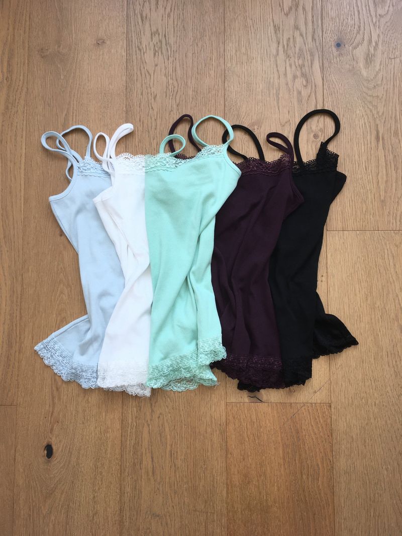 WONDER WONDER（ワンダーワンダー）の「Etu Lace Sleeveless Top（Tops）」