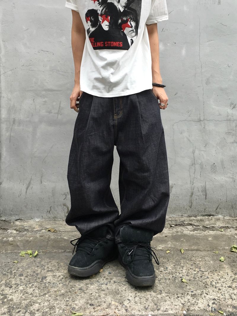 Jeff One Pleat Raw Wide Denim Pants